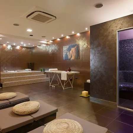 Diora Villa *